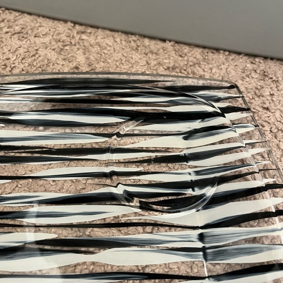 Hand Painted Plate and Cup Sets - Picture 4 of 7